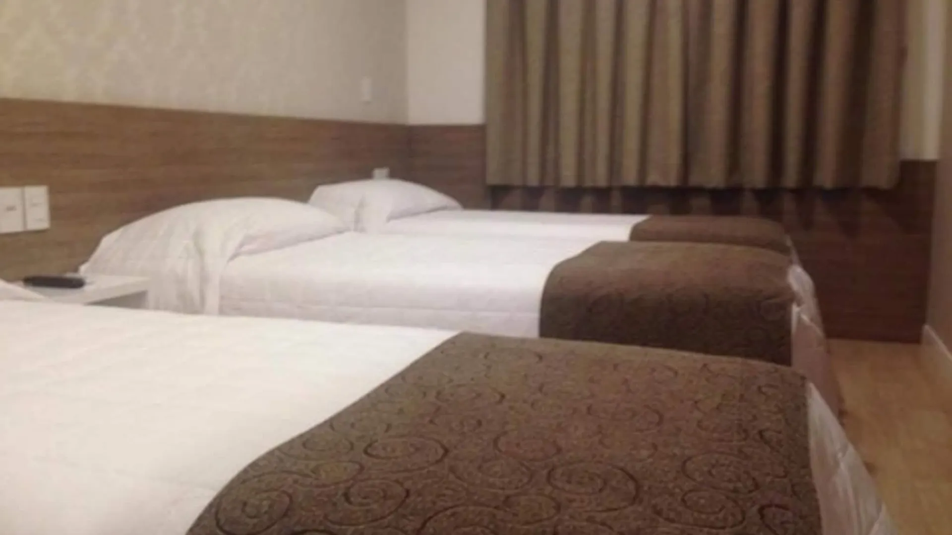 ****  Holiday & Business Hotel - Em Frente Ao Centro De Eventos E Arena Conda Chapeco Brazil