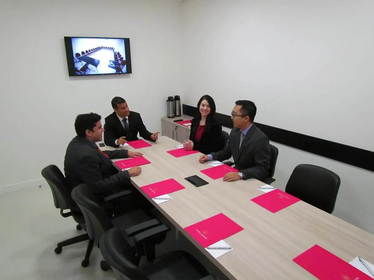 Holiday & Business Hotel - Em Frente Ao Centro De Eventos E Arena Conda Chapeco