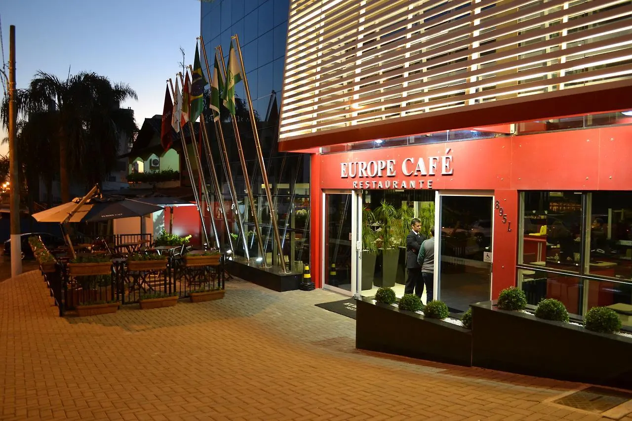 Holiday & Business Hotel - Em Frente Ao Centro De Eventos E Arena Conda Chapeco