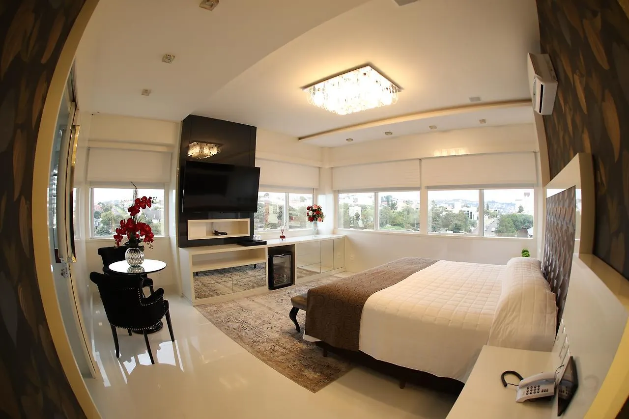 Holiday & Business Hotel - Em Frente Ao Centro De Eventos E Arena Conda Chapeco