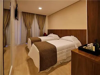 Holiday & Business Hotel - Em Frente Ao Centro De Eventos E Arena Conda Chapeco